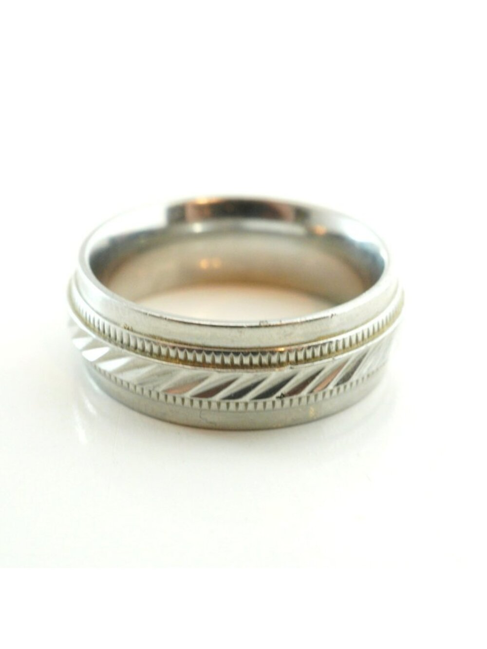 Mens Stainless Steel Wedding Band Ring With Textured Design Size 10